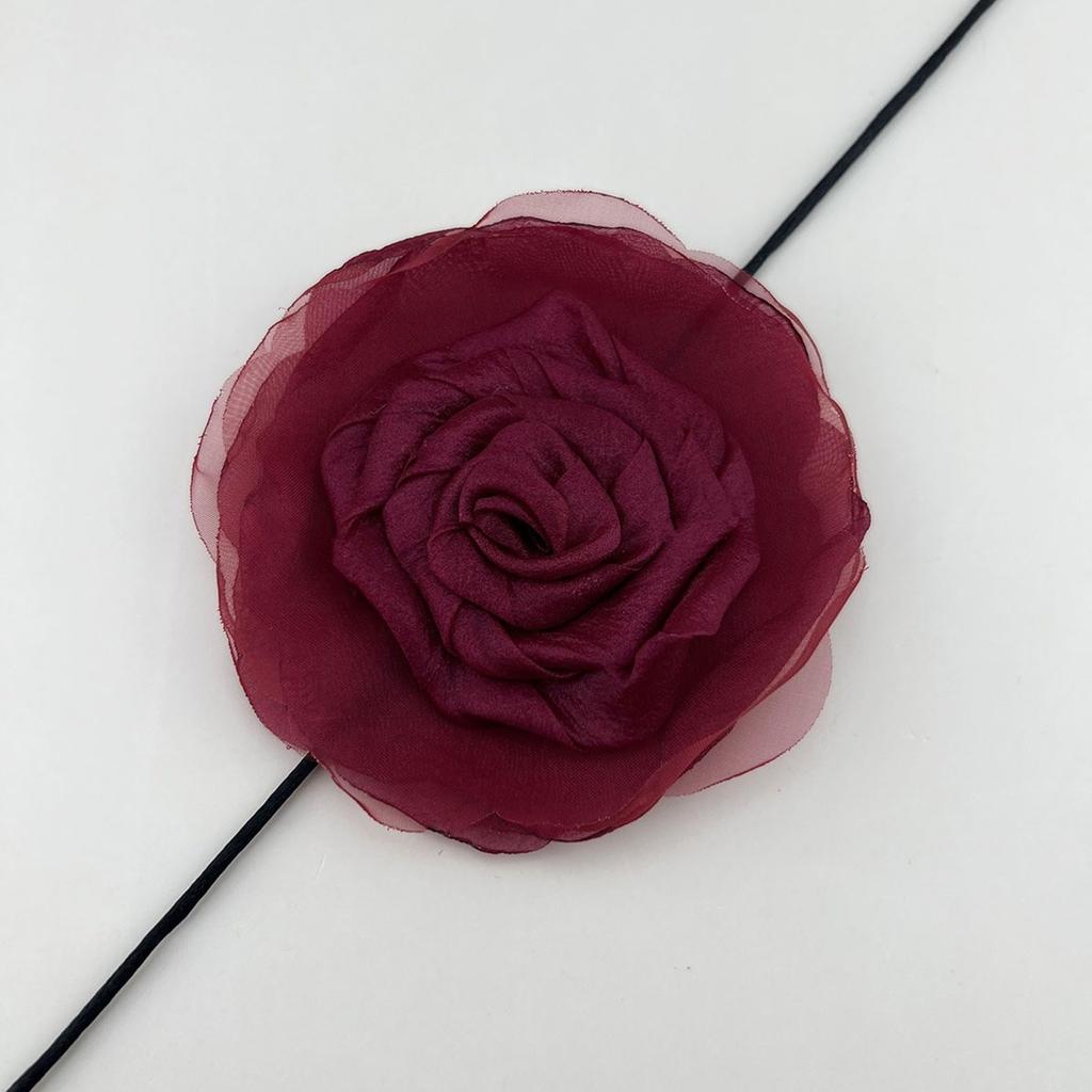 Exquisite Fabric Rose Choker Necklace Delicate Floral Neckband Versatile Neck Jewelry for Parties Birthdays and Weddings