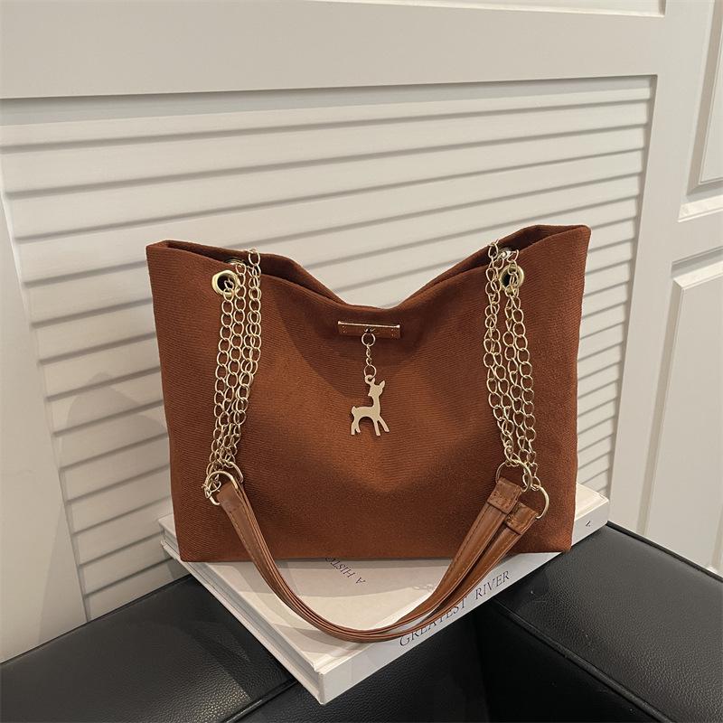 Textured Chain Shoulder Bag, Stylish Little Deer-shaped Bag for The Armpit, Tote Bag