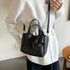 2025 Winter New Handbag Messenger Tote Bag Women's Retro Casual Atmospheric Bag Women