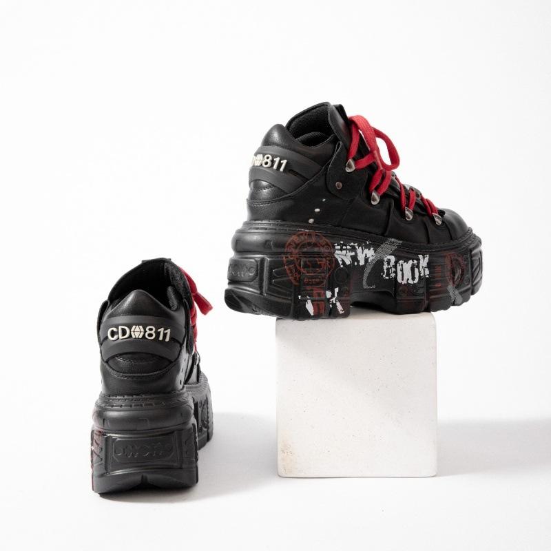 Retro Spanish Tank Sole Metal Platform Small Leather Dark Punk Muffin Bottom Street Shot Heightening Single Shoes