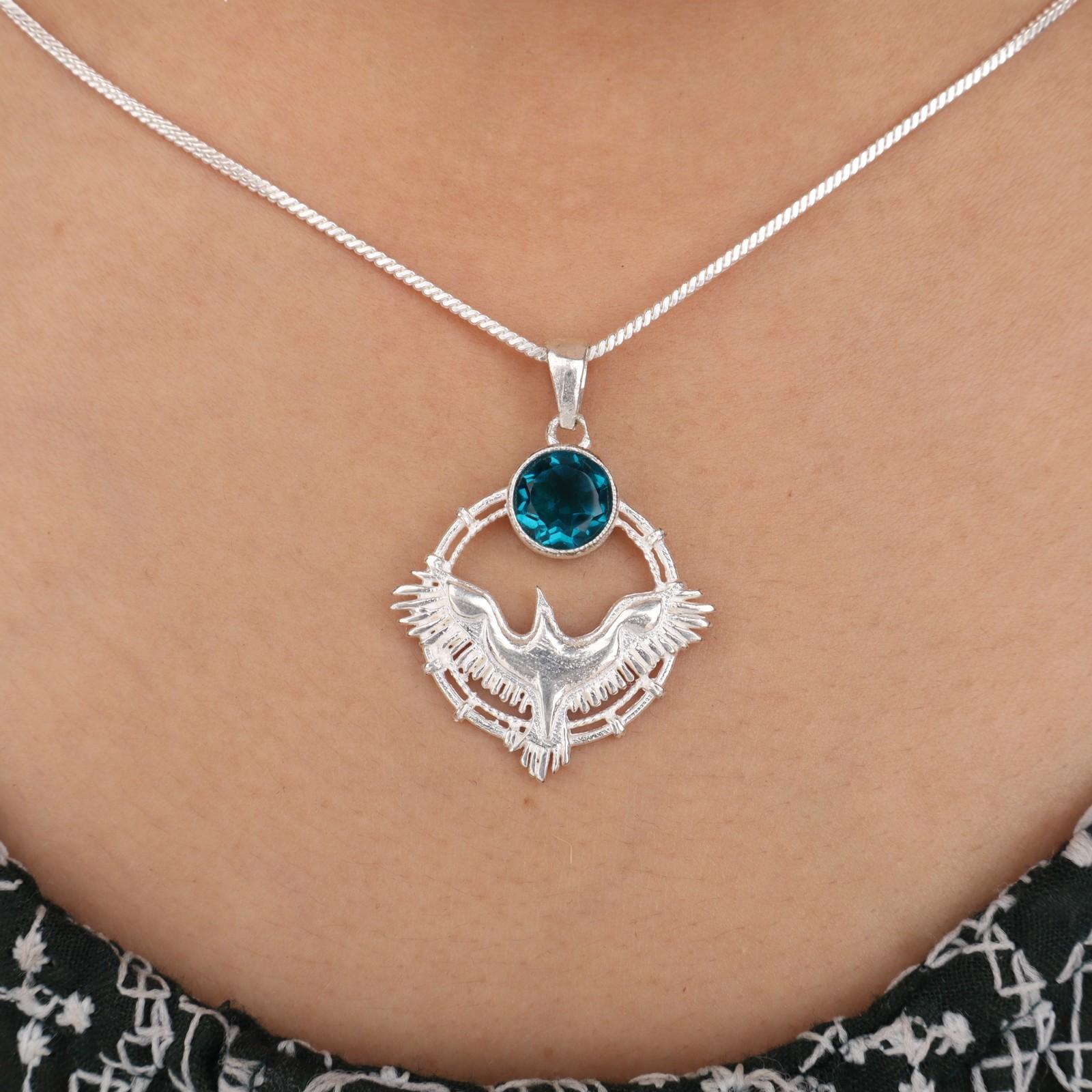 

Apatite Gemstone 925 Sterling Silver Jewelry Pendant 1.43 For Birthday Gift CP-38-11