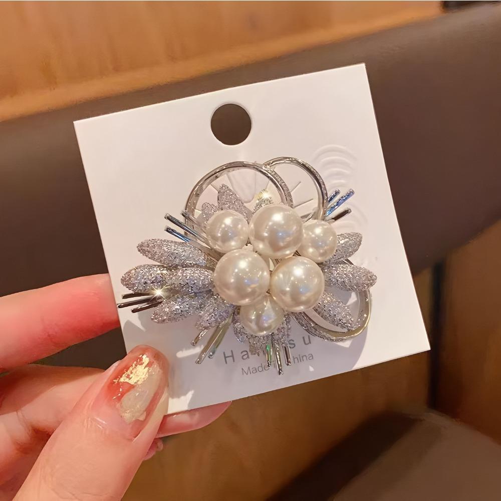 Luxuriöse, atmosphärische Brosche, exquisite, funkelnde Diamant-Perlenbrosche, Nischen-Premium-Design, Pin, Temperament-Accessoires