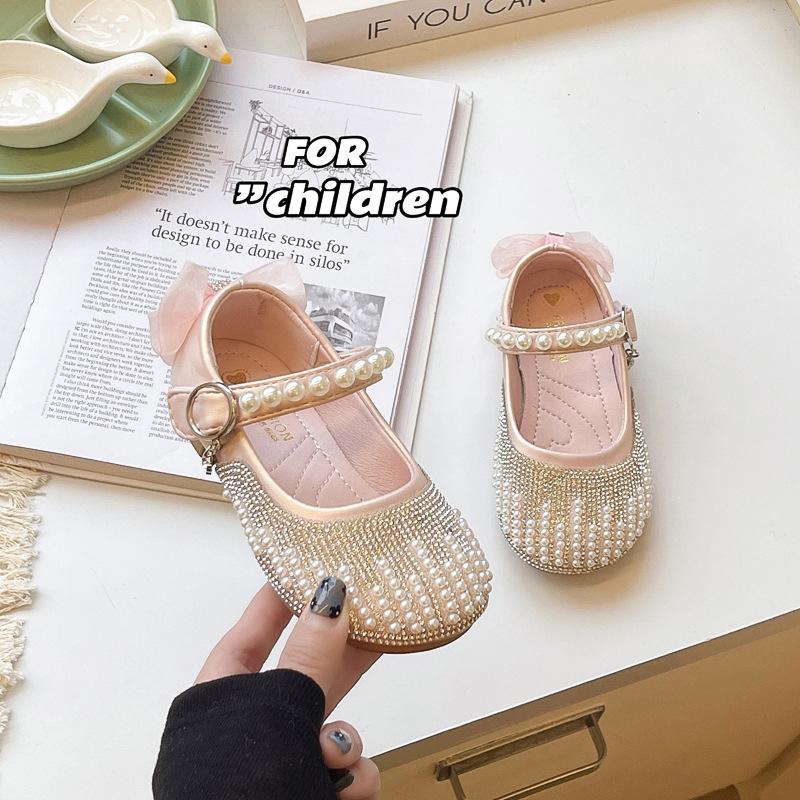 

Classmate girls princess shoes 2025 autumn and winter new foreign soft-soled leather shoes little girl children s performance shoes crystal shoes 23-25 yards FCL shot 30 pairs
