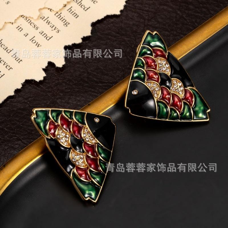 Middle Aged Earrings High Quality Small Fragrance Colorful Treasure Clown Fish High-end Feeling Old Money Style Personalized Antique Jewelry