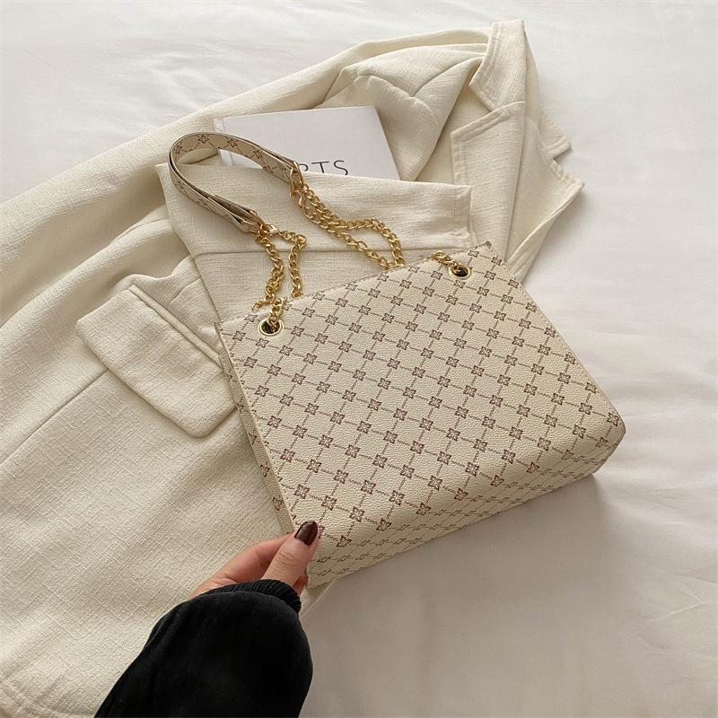 Fashion commuter tote bag women's bag retro casual shoulder bag 2025 new casual simple large-capacity handbag