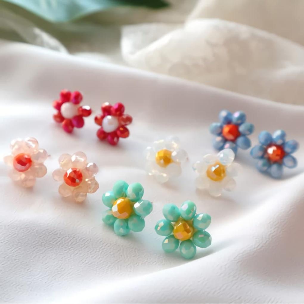 Women's Daily Petite Bead Flower Earrings
