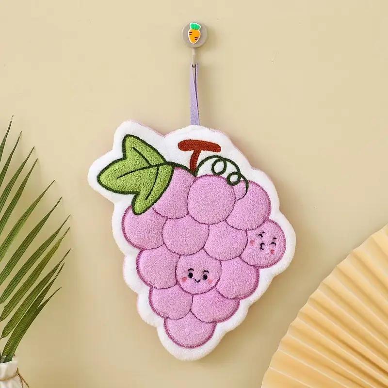 

1PCS Fruit Hand Towel Hanging Cartoon Small Towel Coral Fleece Thickened Absorbent Lint-free Wiping Cloth 1PCS
