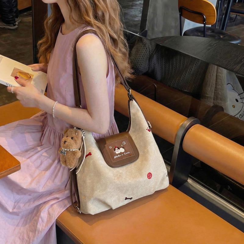 New spring and summer popular women's bags versatile niche large capacity shoulder messenger bag commuter backpack