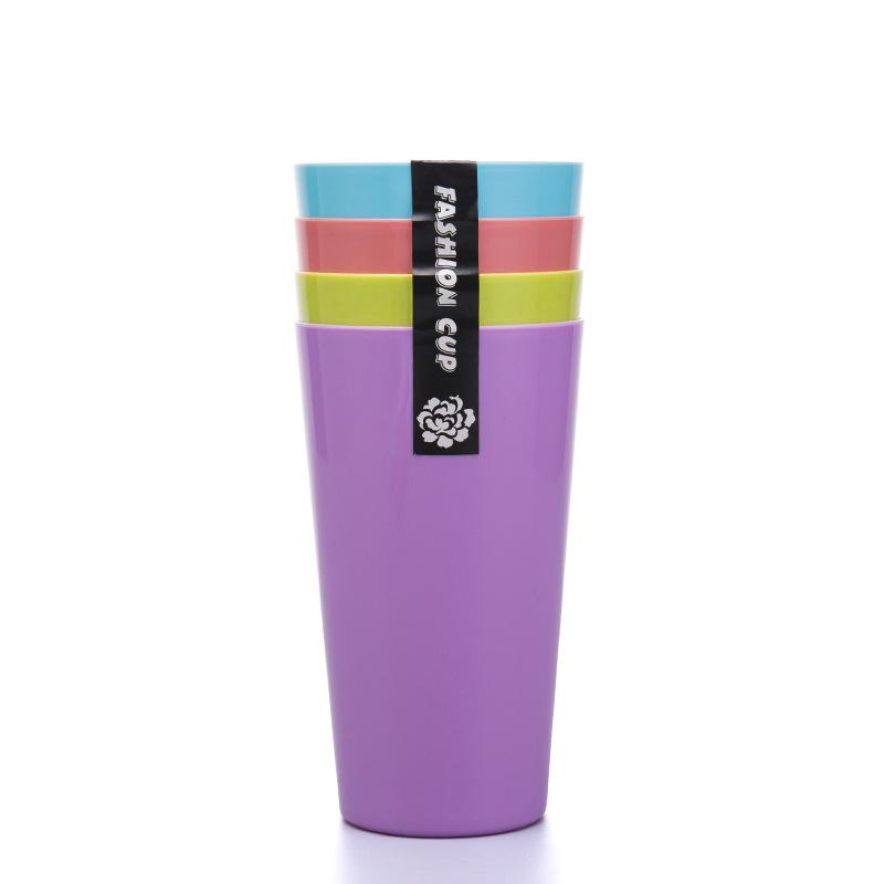 Packung 4 Stück 20oz Plastikbecher Wiederverwendbare Partygläser Frei von BPA Bruchsicherer Becher Kelch für Bier Pint Glas Großhandel Party