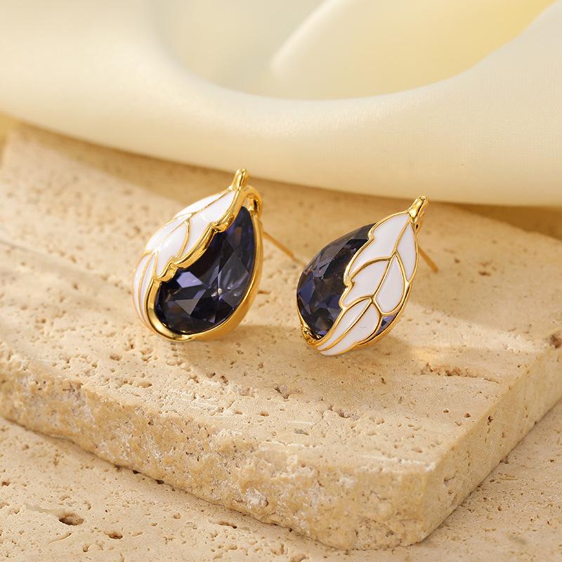 

2024 Leaf-Shaped Zircon Stud Earrings: Vintage Design, High-End Natural Temperament Dangles 18K золотой