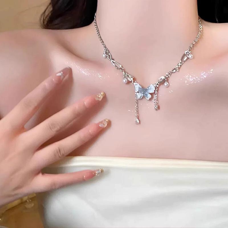 Gradient Pearl Butterfly Tassel Necklace - Chic Clavicle Chain for Women