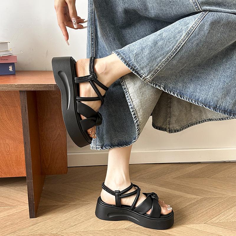 Feenwind Dicksohlige Coole Hausschuhe Damen Sommerbekleidung 2025 neu Französische Zehenfreie Studenten Schleife mit Rock Sandalen