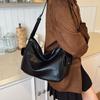 Large capacity bag women's autumn and winter retro versatile simple shoulder messenger bag commuter tote bag