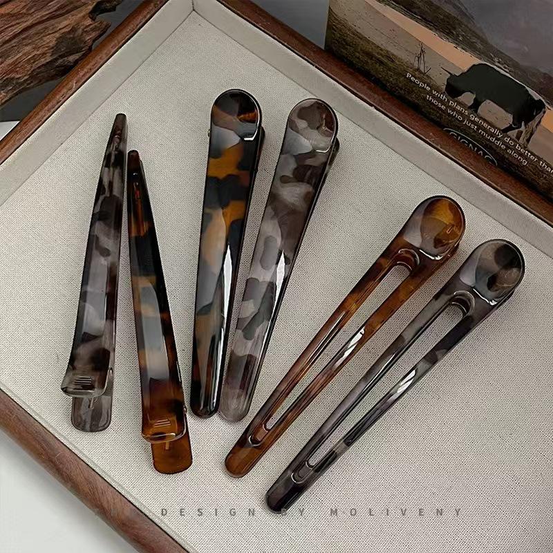 Leopard Print Duckbill Hair Clip for Stylish Side Bangs