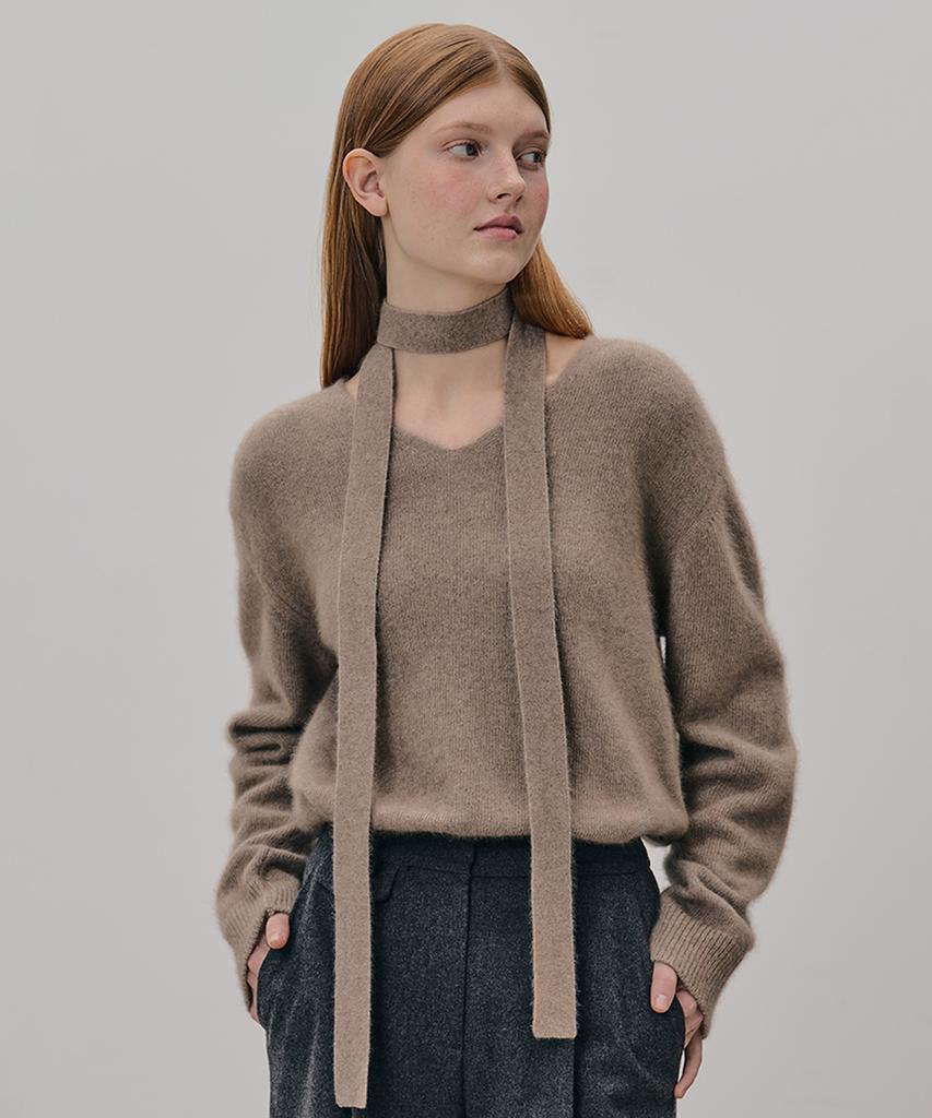TTUDEMENT V-Neck Muffler Knit Top Mocha