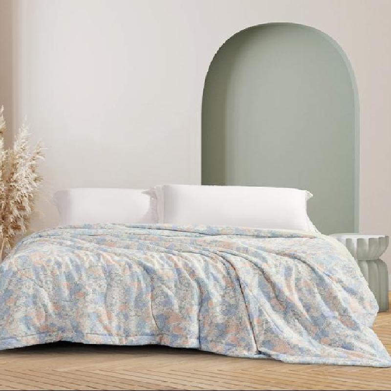 

Mercury Home Textiles Summer Blossom Cool Quilt