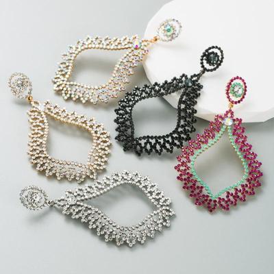 Orecchino a goccia da donna in lega intarsiata di cristallo colorato esagerato lungo strass temperamento cavo orecchino di alta qualità