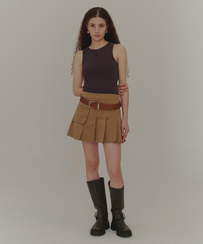 Plack Woman Mini Pleated Cargo Skirt