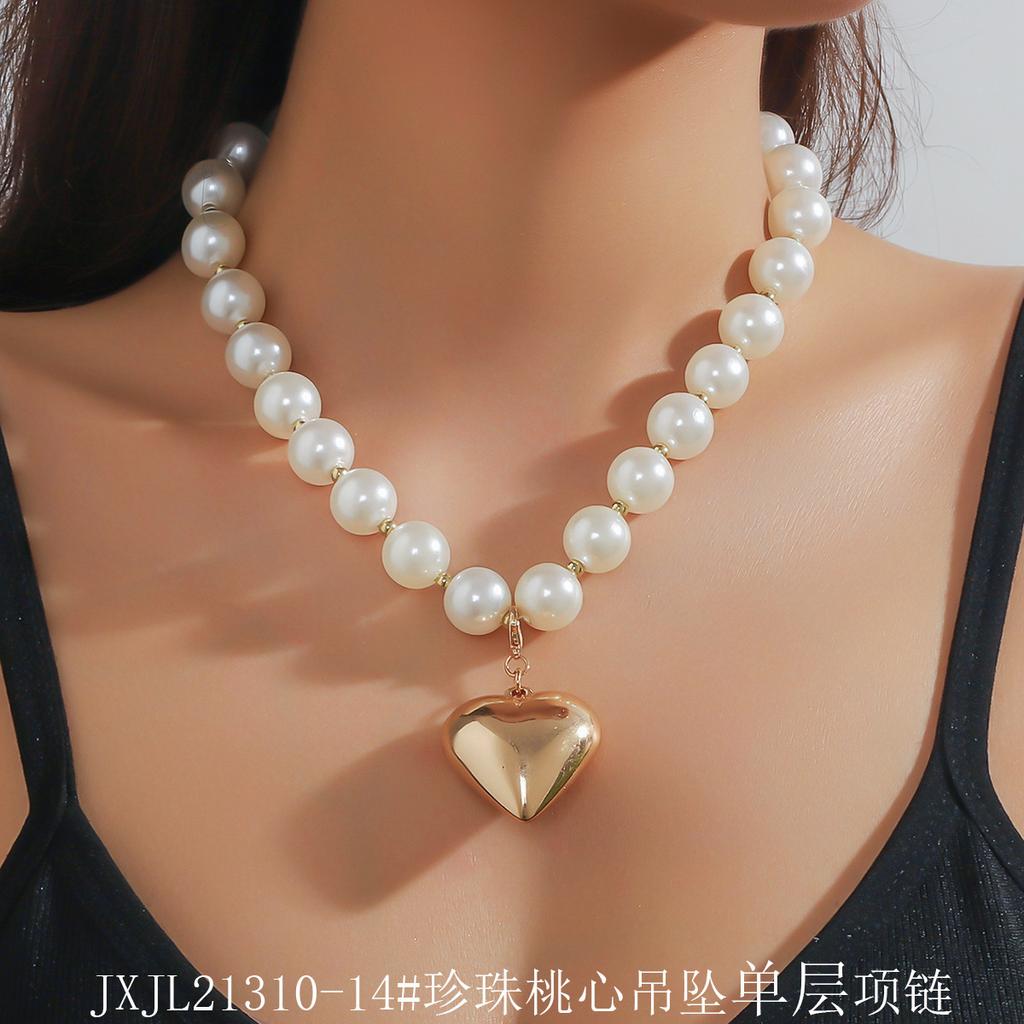 European and American Geometric Exaggerated Large Round Beads Love Pendant Punk Beaded Collar Collarbone Chain Necklace Women