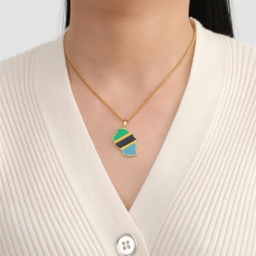EUEAVAN Stainless Steel African Map Necklace Cameroon Rwanda Congo Berber Somalia Ghana Botswana Tanzania Flag Patriotic Jewelry