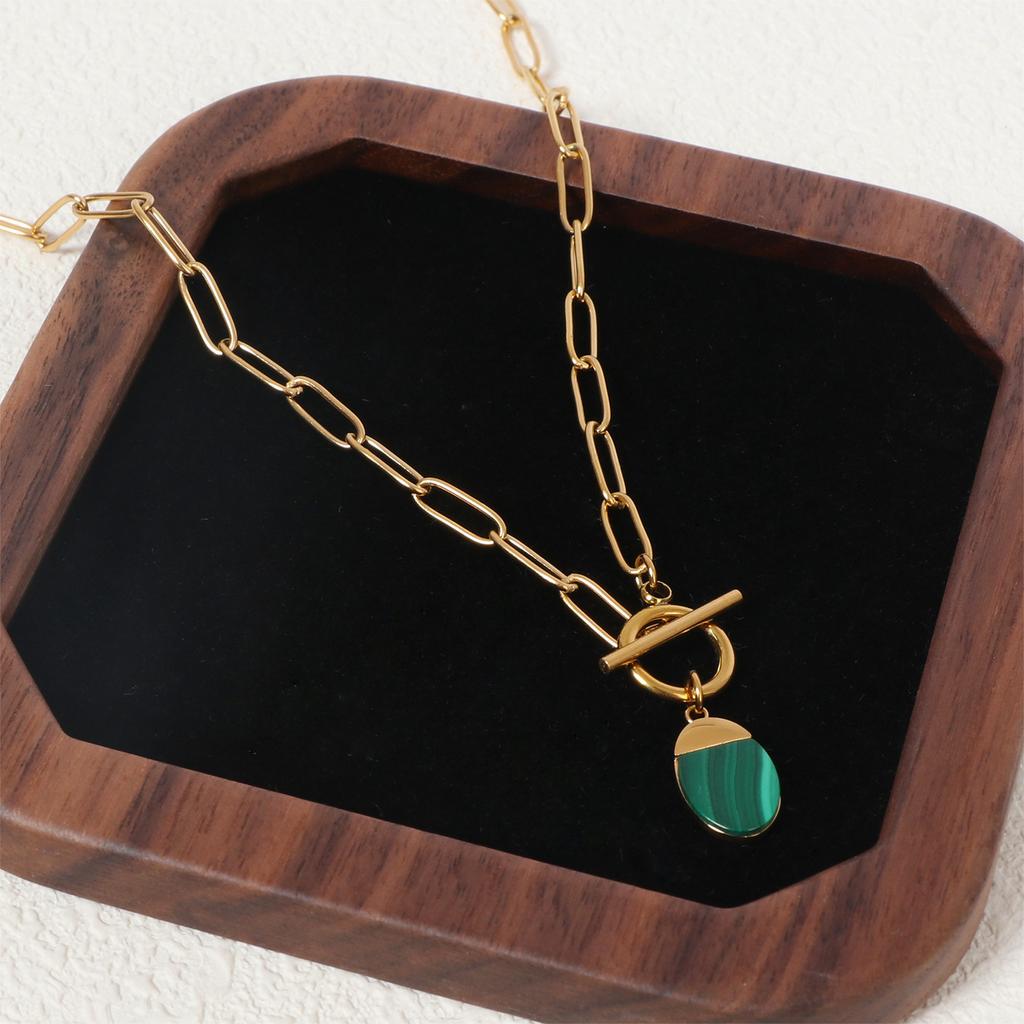 High-End Oval Naturstein Hängekette Personalisiert und Modisch