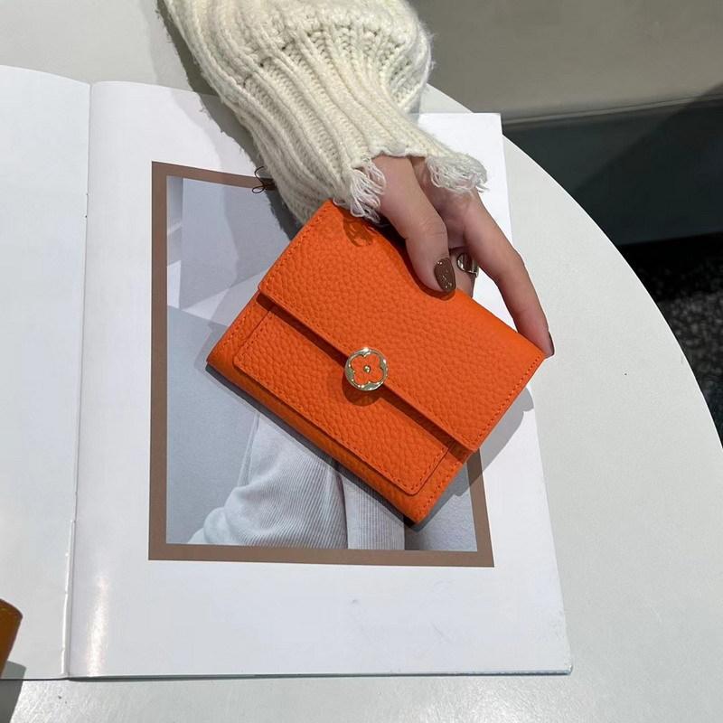 Fashion First-layer Cowhide Women's Wallet 2026 New Large-capacity Leather Multi-card Wallet Solid Color Change Bag