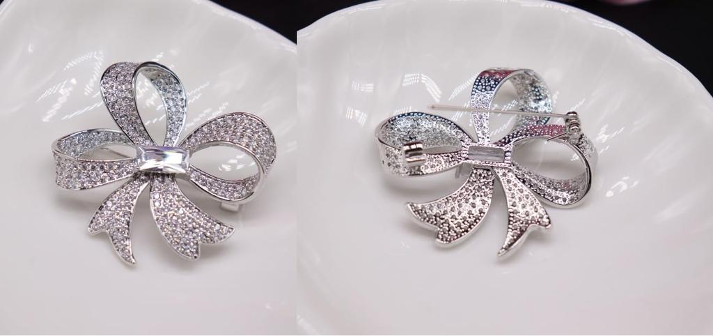 Zircon Ribbon Flower Brooch Crystal Flower Corsage Sparkling Diamond Flower Chest Decoration Gift for Mothers Such As Entrance Ceremonial Ceremonies,