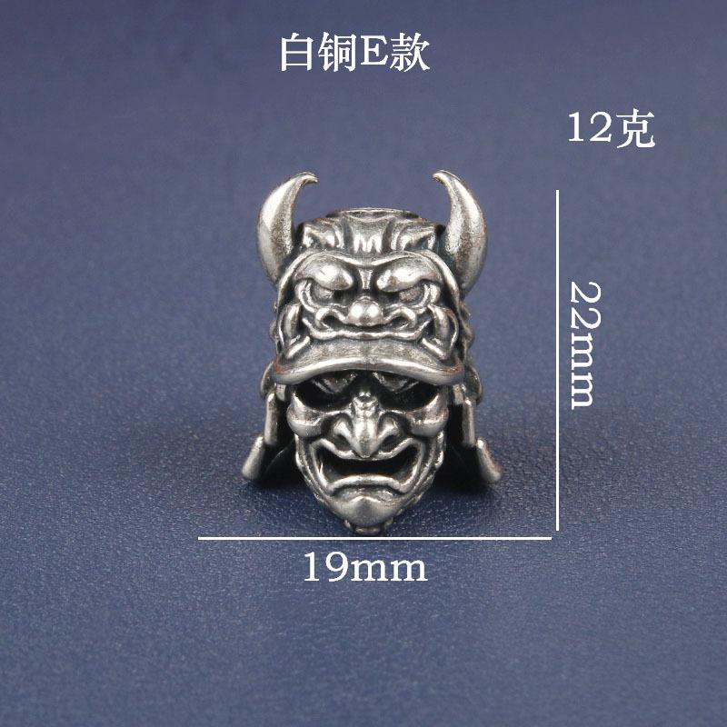 Vintage Brass Samurai Helmet Creative Rope Pendant Three-Way DIY Pendant Accessories Personalized Sword Pendant Wealth Cloth Buc