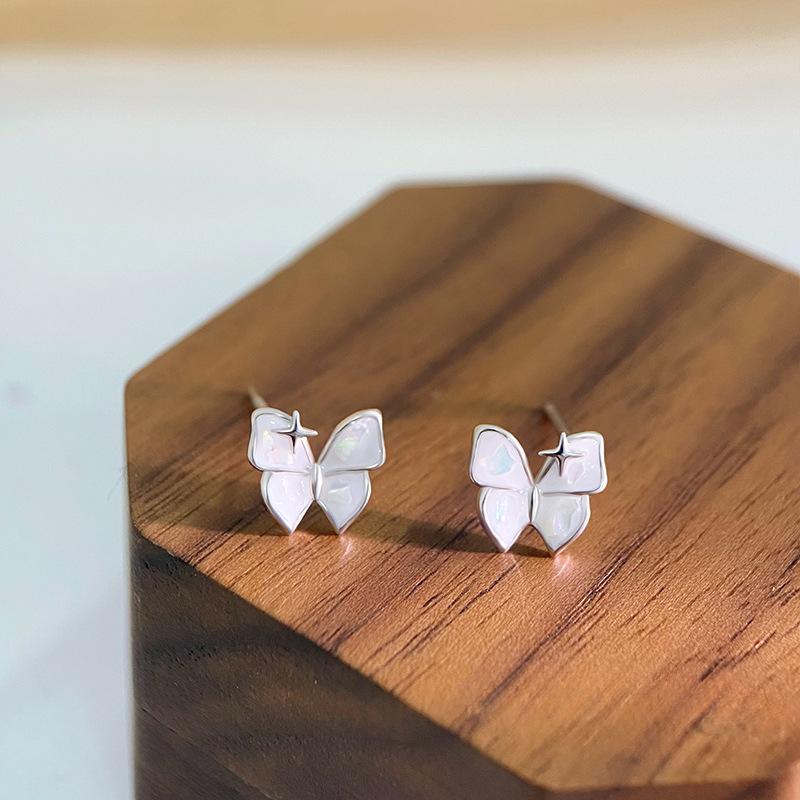 Personalized Four-pointed Star Butterfly Earrings for Women New Versatile Temperament Daily Commuter Earrings