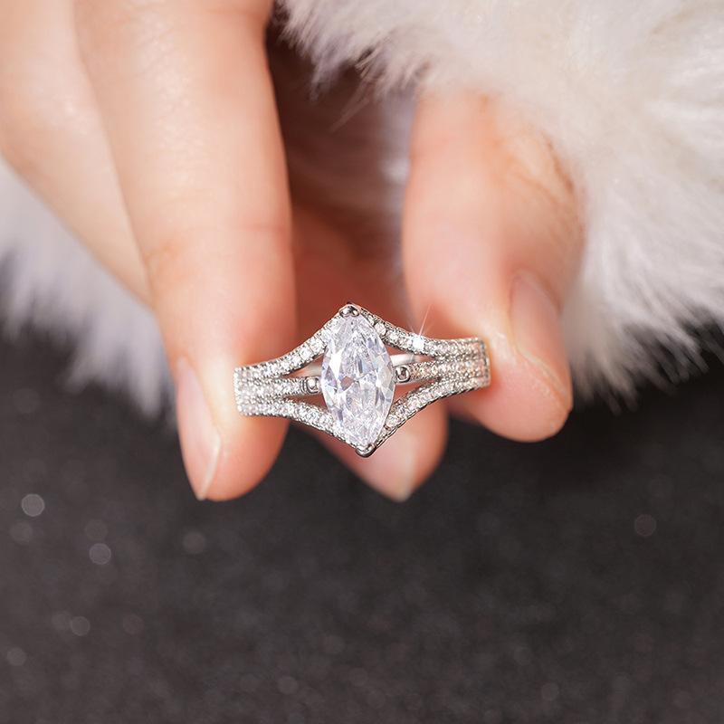 Dream stacked horse eye geometric ring woman, light luxury high-end personalized ring, niche trendy design jewelry