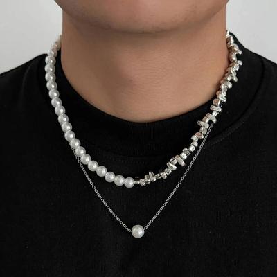 KunJoe Lot de 2 pièces Collier ras-de-cou HipHop Perle d'Imitation Perle Irrégulière pour Homme Collier avec Pendentif Géométrique Minimaliste Bijoux Homme