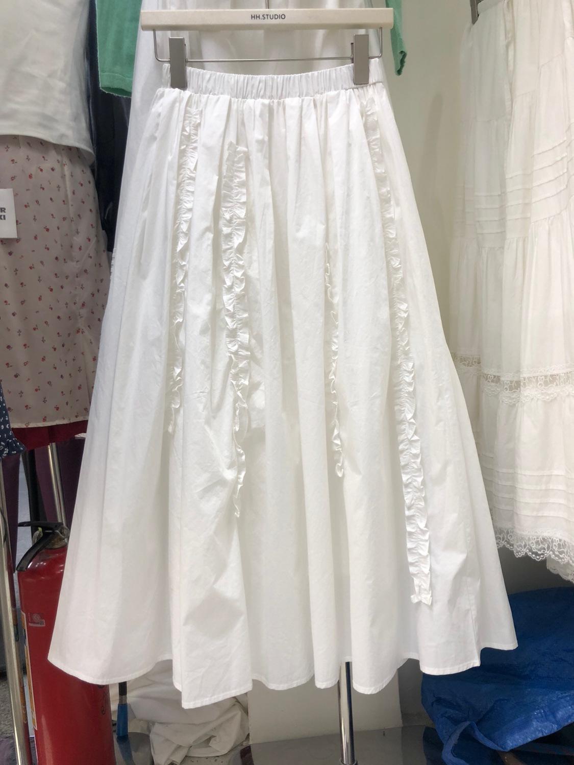 

Юбка Mori sweet white 2025, новая повседневная универсальная юбка с эластичной резинкой на талии, средняя и длинная, в полоску, А-образная юбка one size fits all белый