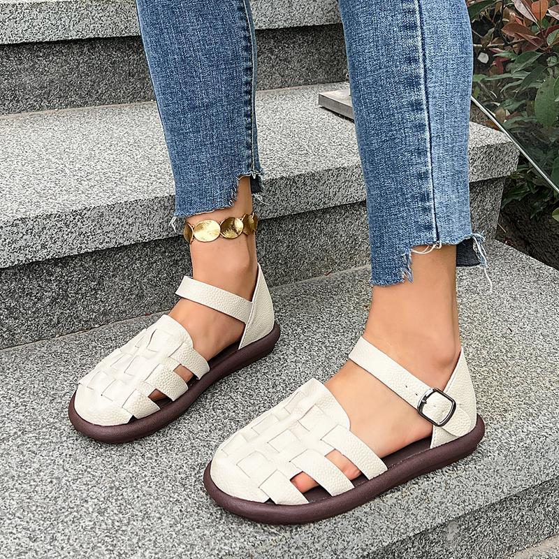 Fashion New Summer Shoes Women Strap Beach Sandals Gladistor Style Flat Heels Shoes Casual Sneakers Female Ladies Sandals