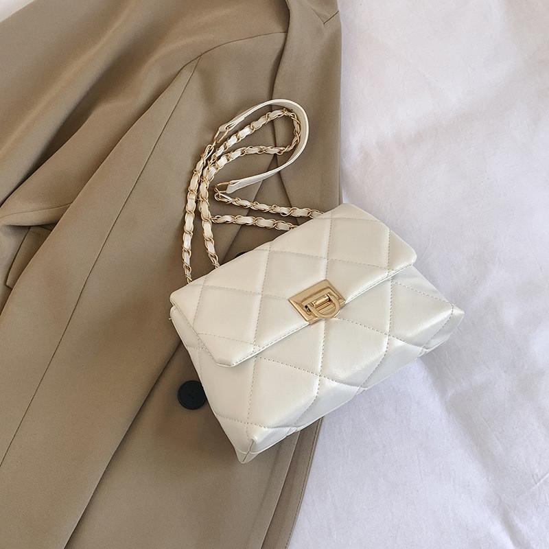 Elegant Casual Single Shoulder Small Square Bag 2024 New Simple Chain This Year Popular Solid Color Small Bag Female