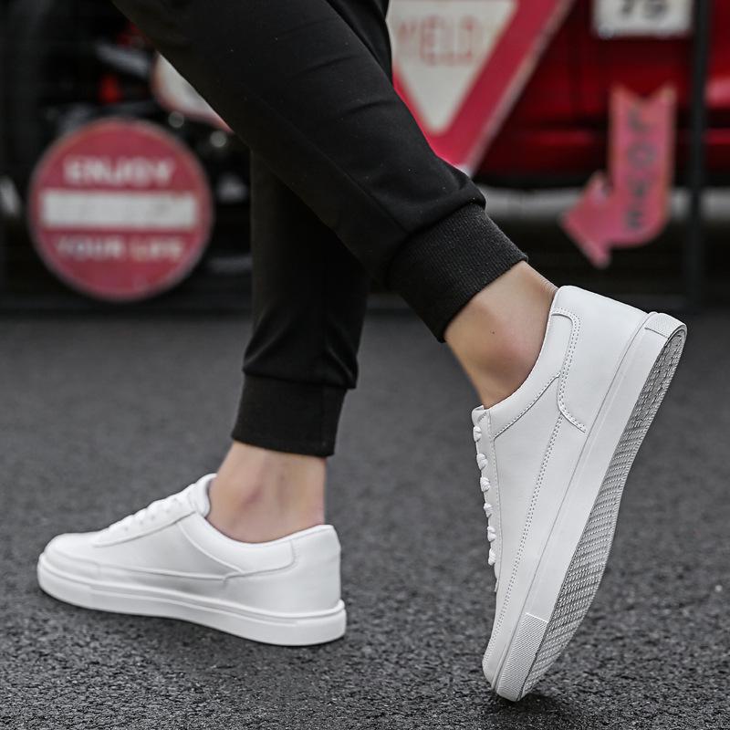 Men's Shoes New Spring White Shoes Korean Version Trend Versatile Board Shoes Youth Leisure Sports Trendy Shoes Men