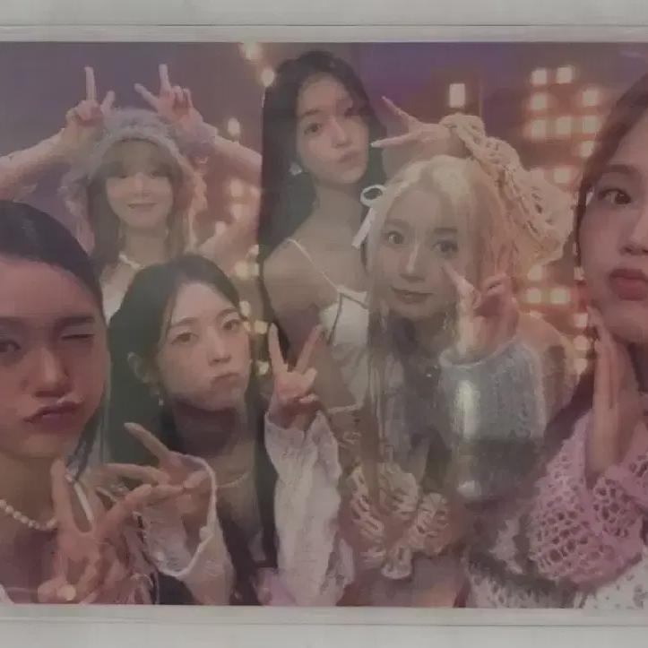 Oh My Girl Broadcast Group Photocard Classified