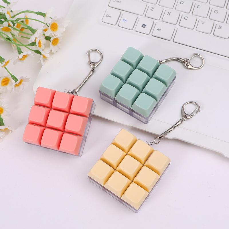 1Pcs Finger Keyboard Caps Toy Decompression Pendant Keyring Keys Button Keycap  Keychain Stress Relief Gadget For Adult