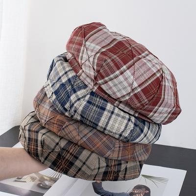Pokrývky hlavy – Barety a kšiltovky