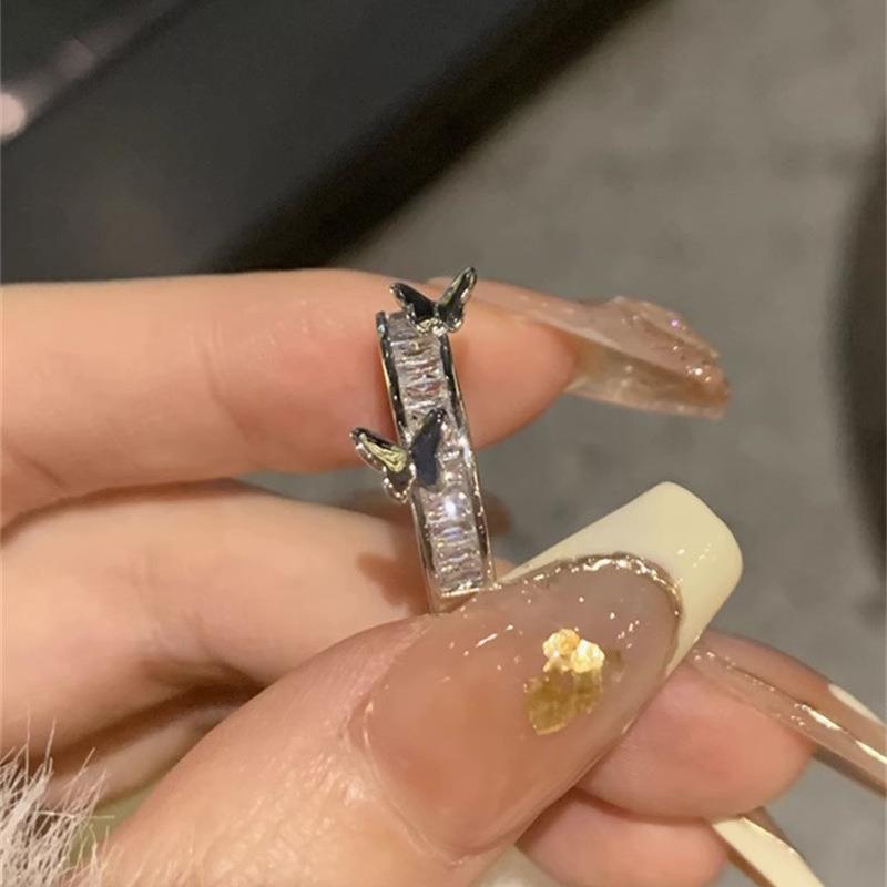 

Ring Butterfly Elegant For Women Stunning Adjustable Copper Design For Lovers Fashion