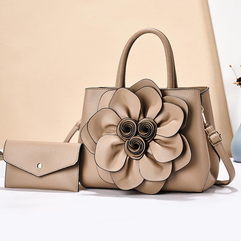 

Bag women s new foreign-style texture single shoulder child and mother bag large-capacity light luxury portable mother bag хакі