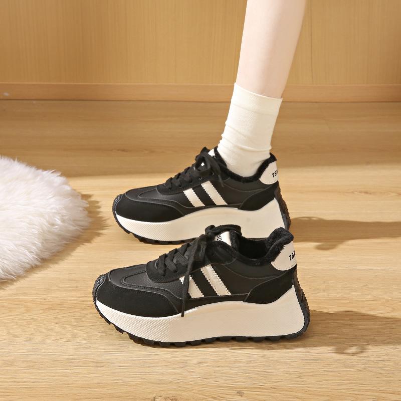 

Popular feet show small platform dad shoes women s winter versatility increases 2025 new super fire leisure sports Forrest Gump shoes 35
