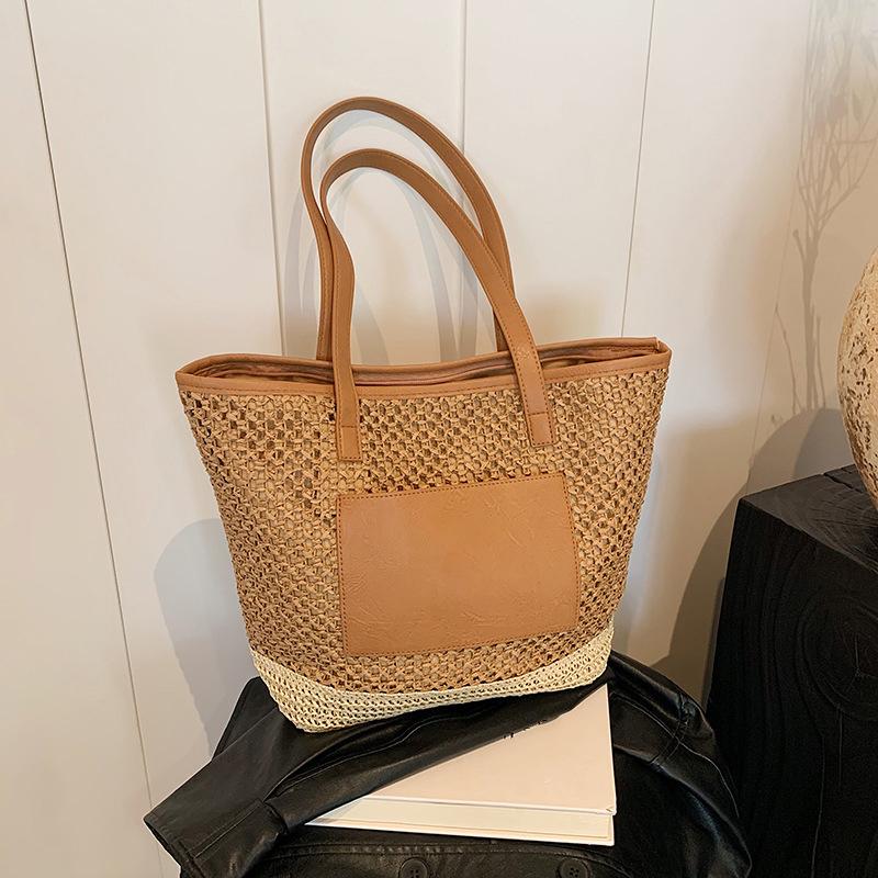 

Yogodlns Женская вязаная крючком пляжная сумка из искусственной кожи, лоскутное плетение, дорожная сумка контрастного цвета, простая сумка через плечо, женская летняя повседневная сумка 41x13x32cm хаки