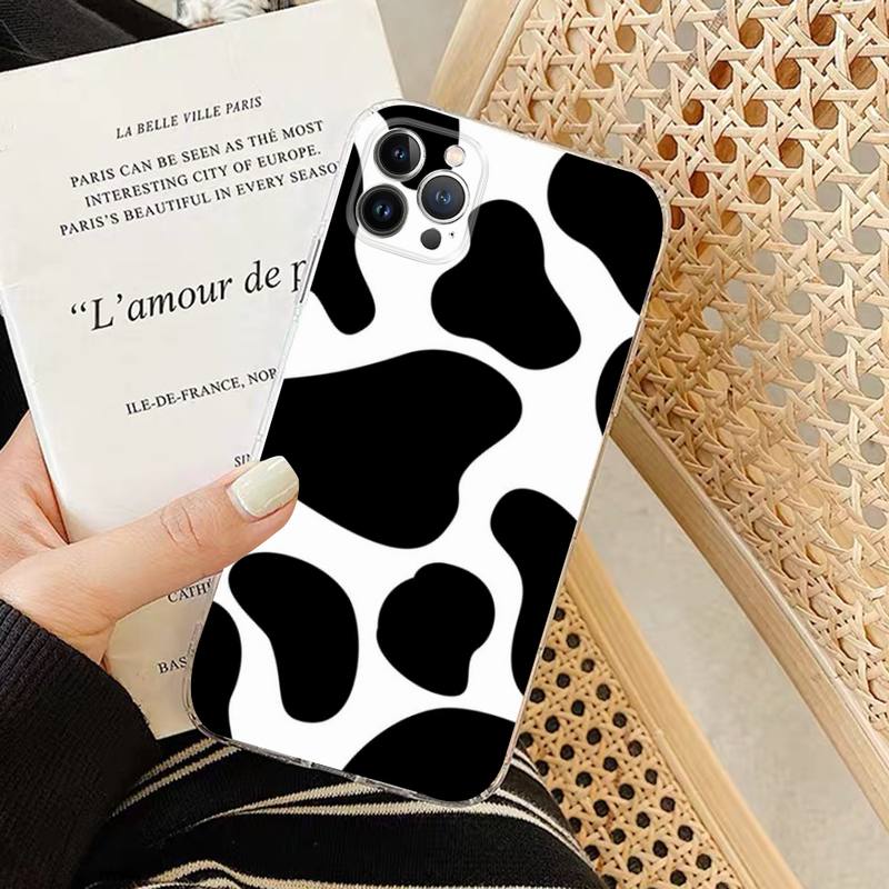White Black Cow Symbol Print Phone Case Silicone Soft for iphone 14 13 12 11 Pro Mini XS MAX 8 7 6 Plus X XS XR Cover