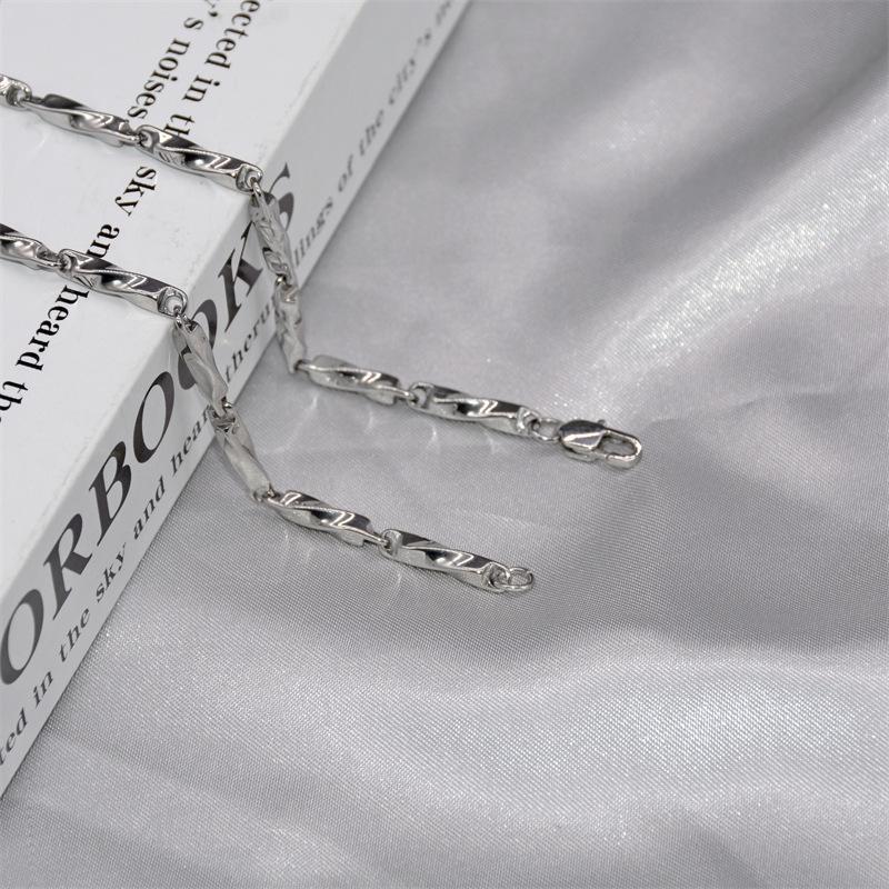 Mobius Ring Titanium Steel Bracelet Stainless Steel Men's Bracelet Twist Stick Bracelet 1111 New Couple Melon Seed Chain