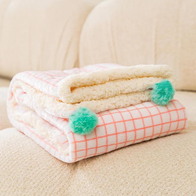 Pet Blankets Ins Autumn and Winter Warm Cat Litter Cat Cushion Plaid Carpet Flannel Small Dog Dog Quilt