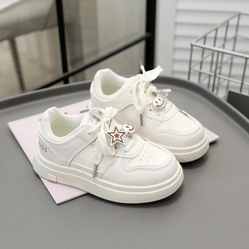 Children's fashion sneakers 2025 spring and autumn new girls little white shoes boys leather board shoes medium and older children's casual shoes