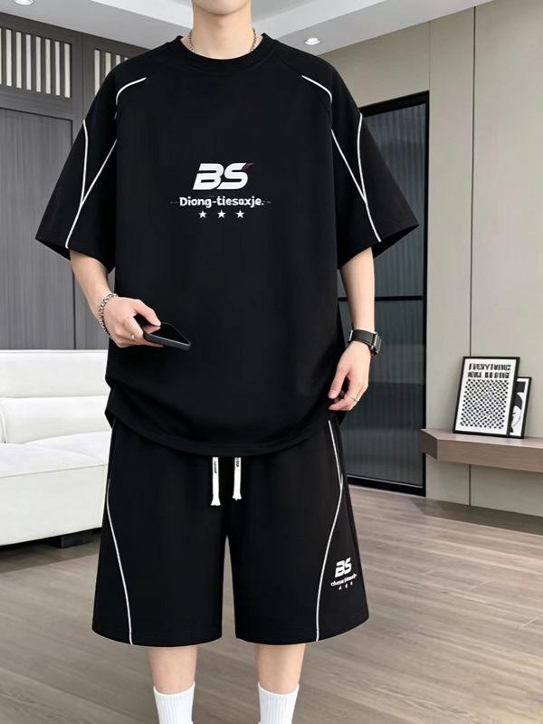 Men's Trendy Summer Two-Piece Set: Loose Short Sleeve T-Shirt & Five-Point Shorts