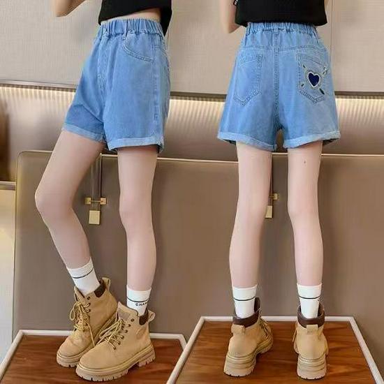 Trendiga sommarjeansshorts för flickor för barn - Moderiktiga ytterkläder för mellanstora och stora barn