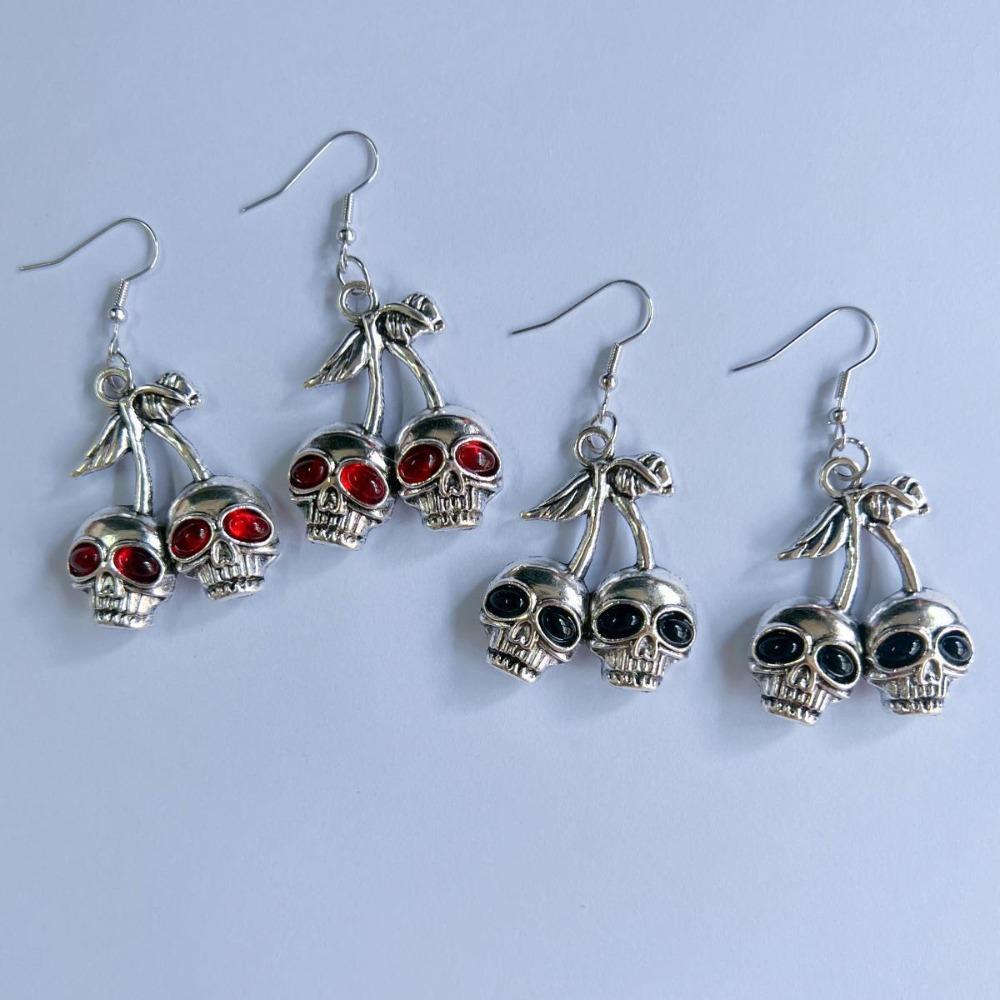 Exaggerate Gothic Sliver Color Skull Red Glass Crystal Eye Pendant Dangle Earrings for Women Halloween Party Scary Jewelry Gifts