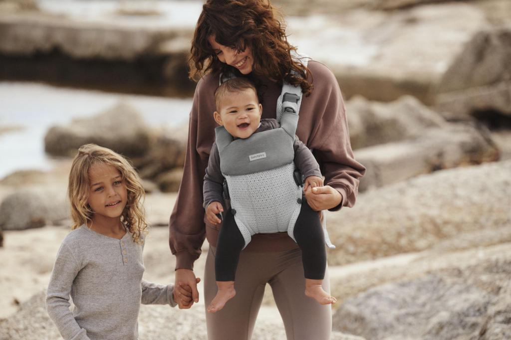 Baby Carrier Bib for Harmony Baby Light One Size BABYBJÖRN Carrier, Gray,
